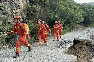 乌度卡：布洛克清楚我们努力的方向 能增加一个老将射手是好事